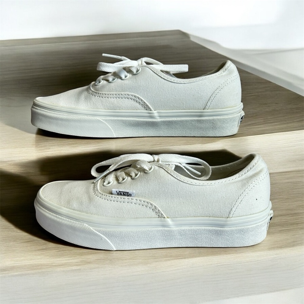 Vans Authentic Skate Women’s Shoe  Size: 5.5 True White - Picture 14 of 14